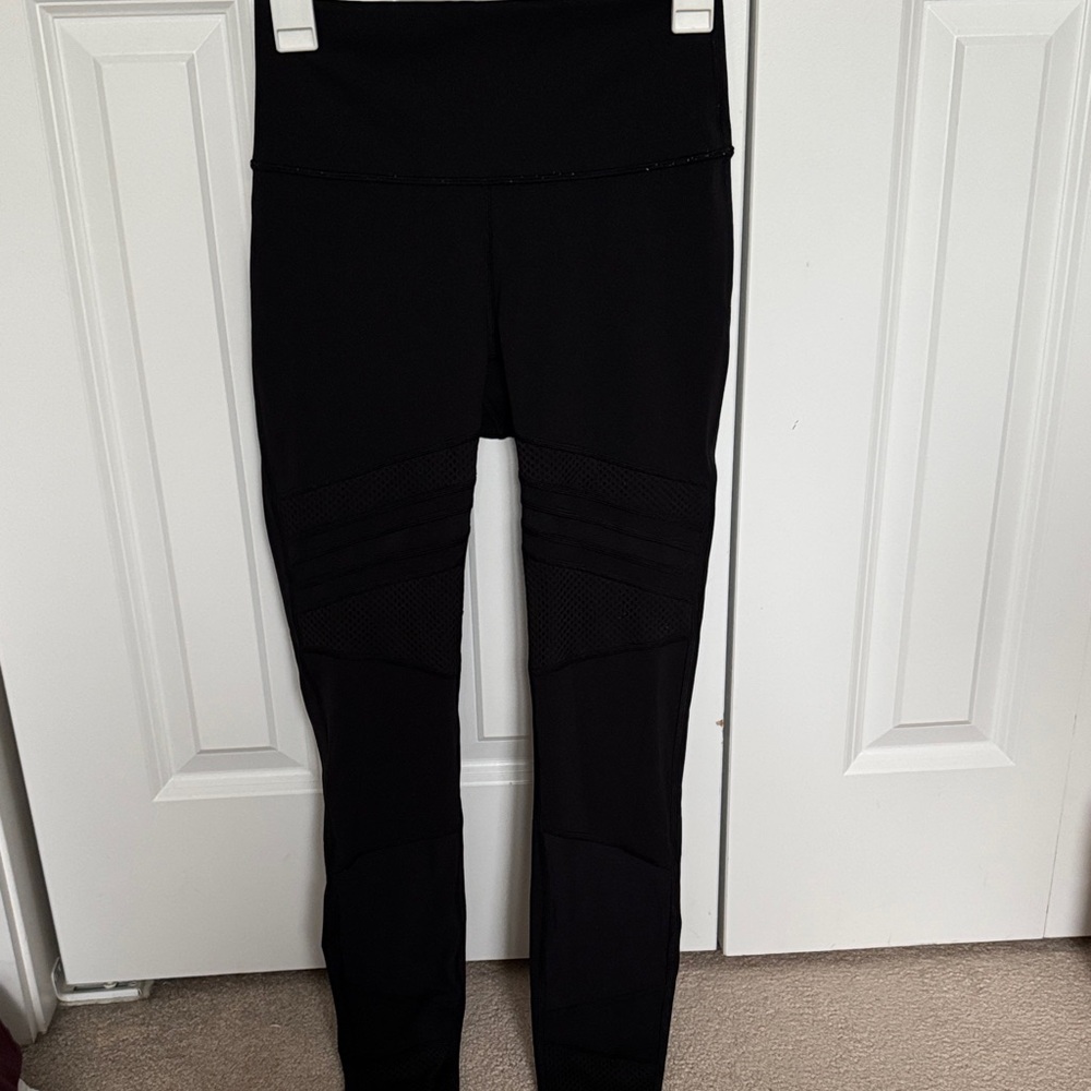Meshed Lululemon Leggings
